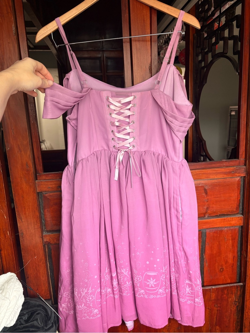 Her Universe Disney Rapunzel Tangled Dress Large Womens NWT never worn